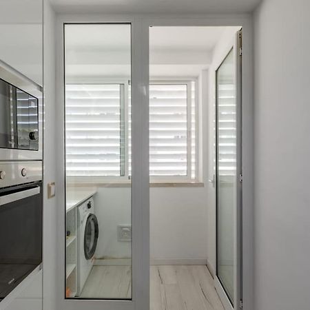Spacious 3-Bedroom Condo In ลิสบอน ภายนอก รูปภาพ