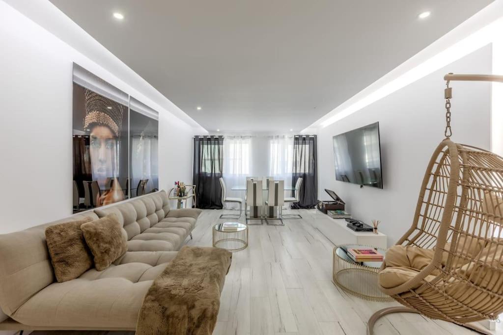 Spacious 3-Bedroom Condo In ลิสบอน ภายนอก รูปภาพ