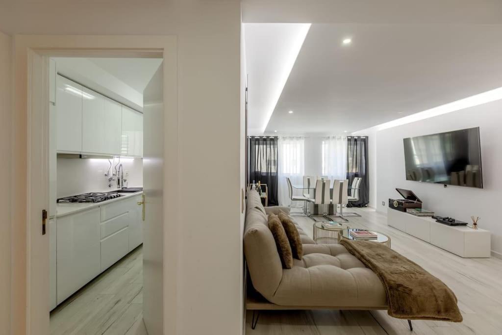 Spacious 3-Bedroom Condo In ลิสบอน ภายนอก รูปภาพ